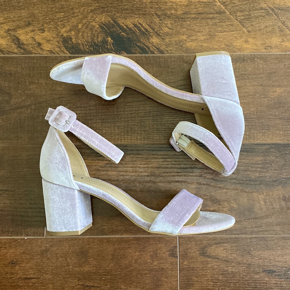 CL by Laundry - Block Heel Velvet Lavender Sandal - 8